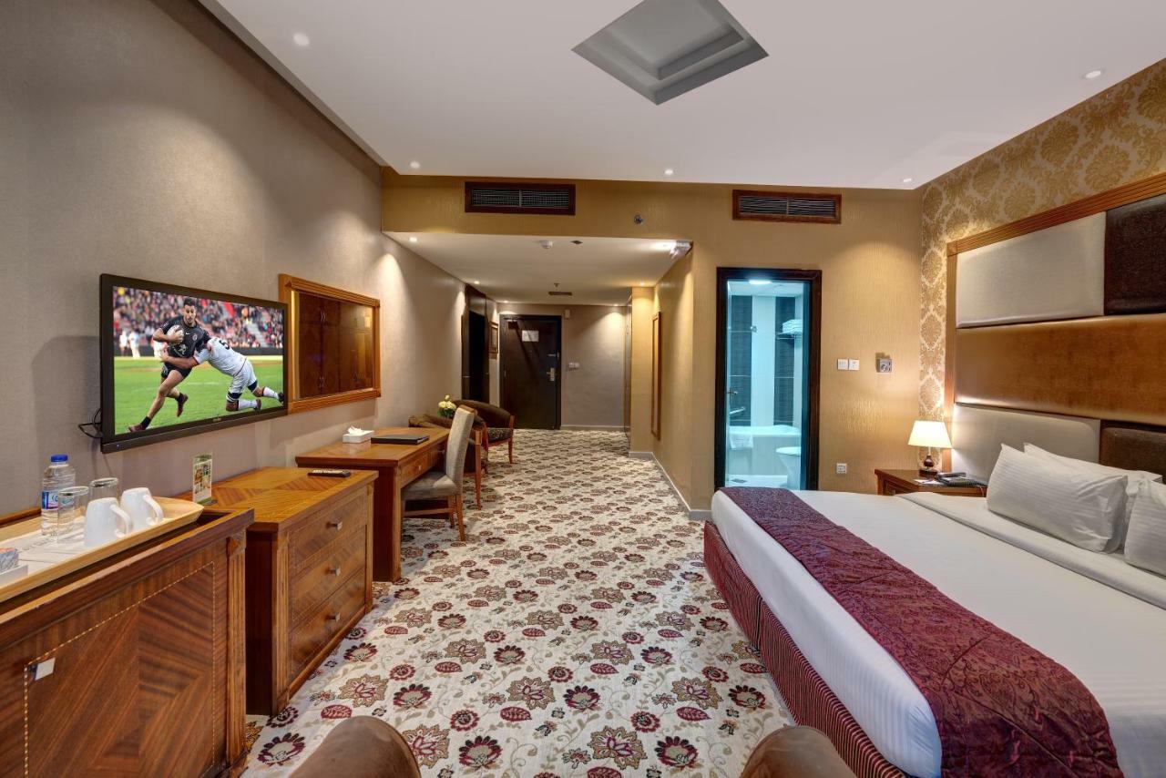דובאי Delmon Palace Hotel מראה חיצוני תמונה