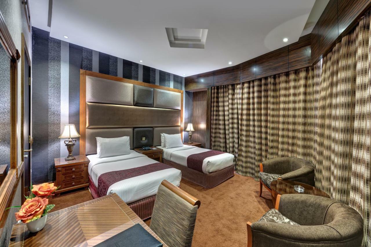 דובאי Delmon Palace Hotel מראה חיצוני תמונה
